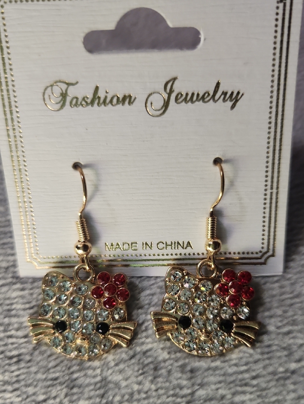 Fashion Jewelry Gold-Tone Cat Dangle Earrings with Red Flower